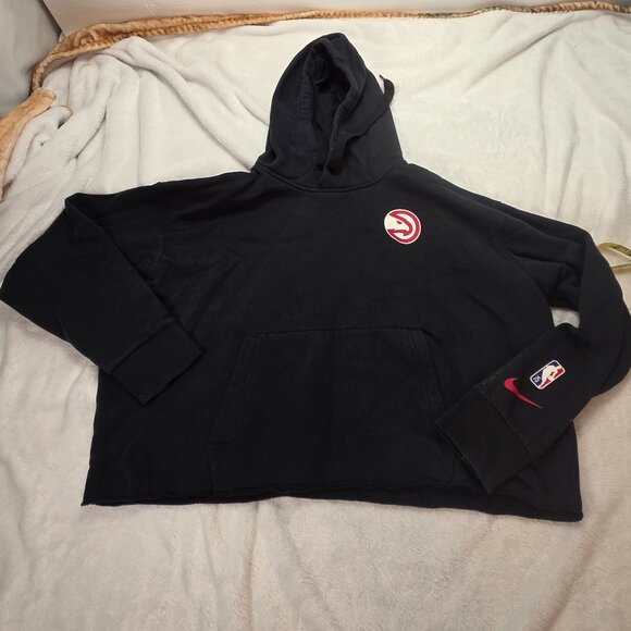 Atlanta Hawks Nike NBA Hoodie Cropped Black Pullover Sweatshirt size M - Picture 1 of 9